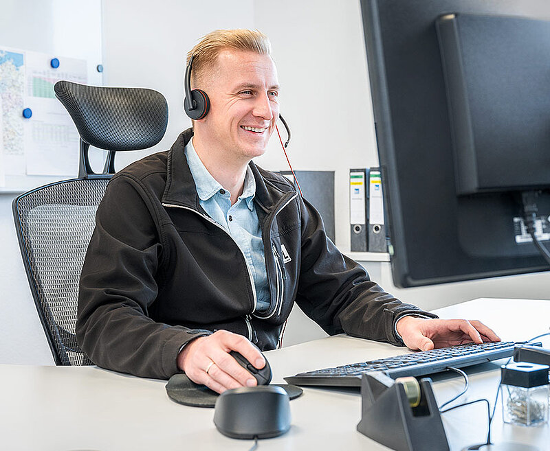 Anmeldung und Kontakte