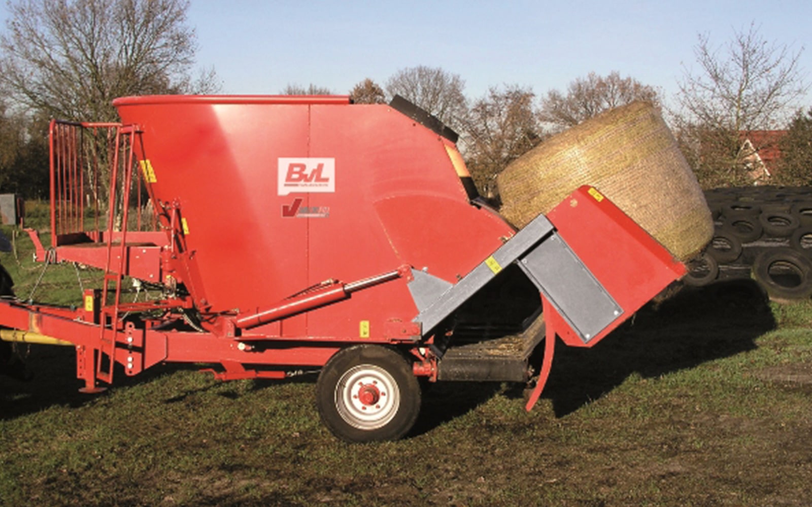 Futtermischwagen V-MIX  Fill Plus L 8 bis 13-1S