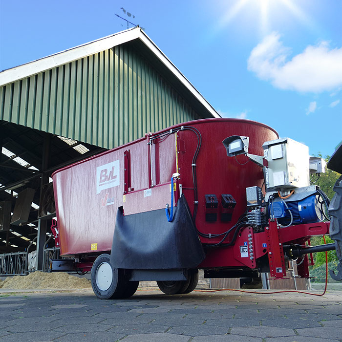 V-MIX Hybrid Futtermischwagen