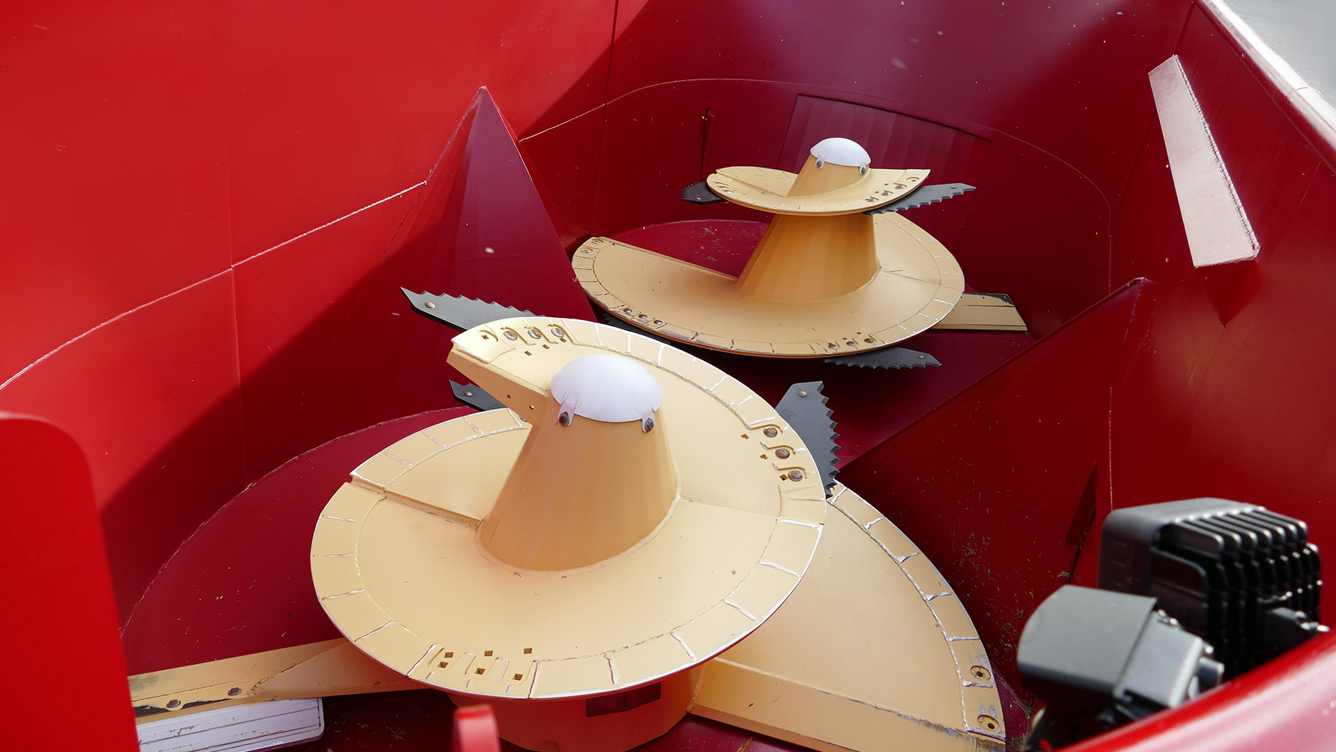 Vertikale Futtermischer